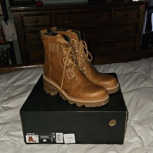SOREL Womens JOAN NOW LACE!! Sz 10, Velvet Tan,Black! Waterproof!!